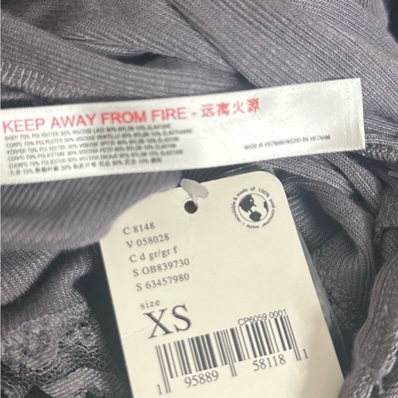 Free People Keep it Simple Long Sleeve - Closing Night XS NWT - Picture 6 of 6